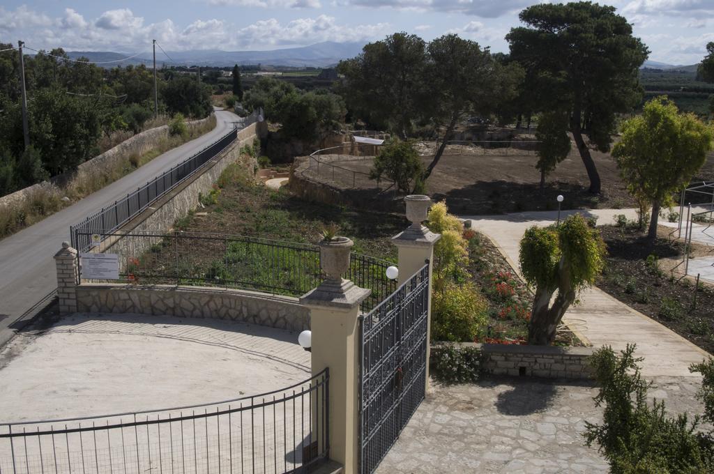 Residence Casale Verderame Trapani Exterior photo